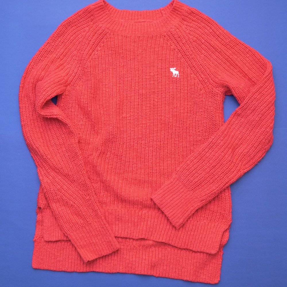 Abercrombie & Fitch sweater